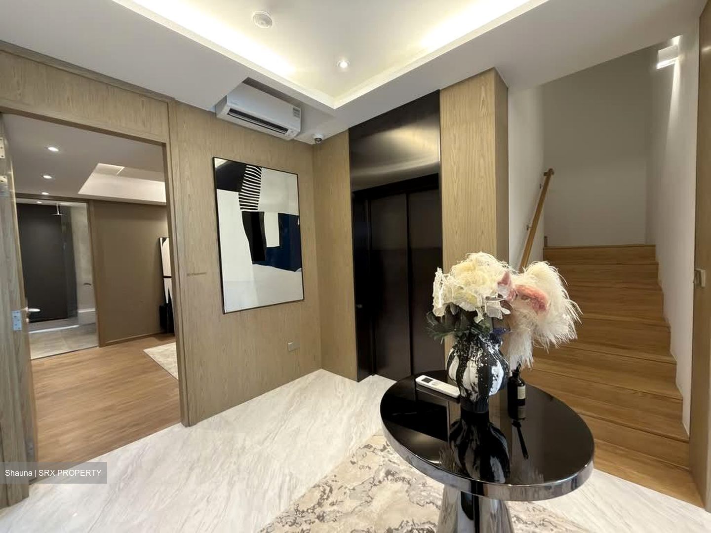 Shrewsbury Road (D11), Terrace #533917001